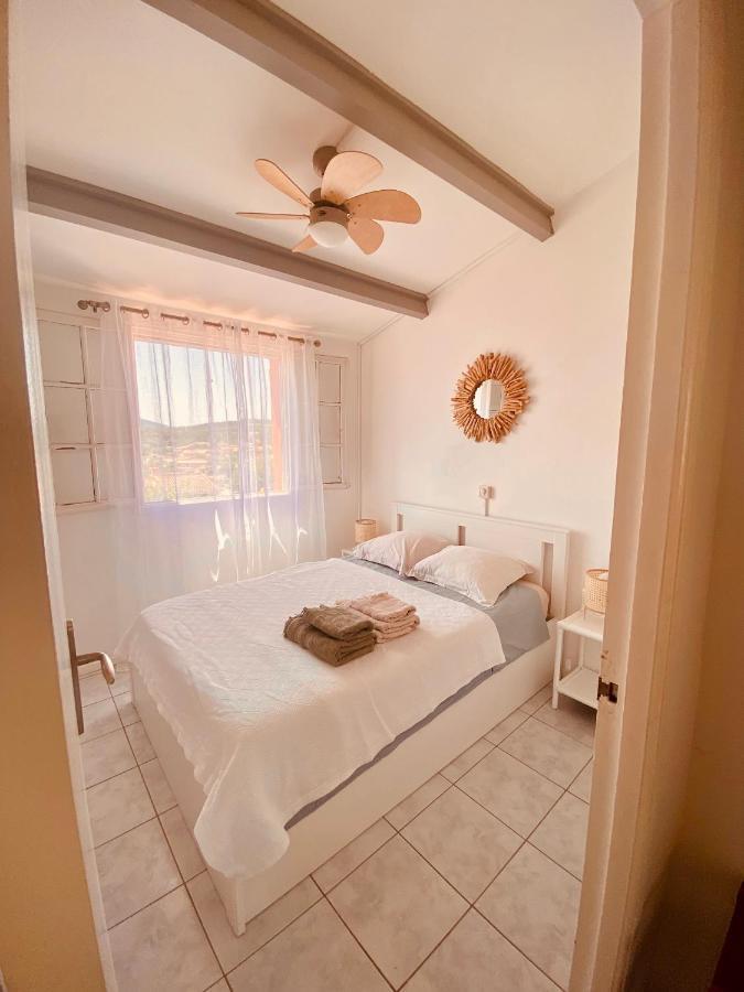 Mazet Dans Residence Avec Piscine Au Coeur Du Golfe De Saint-Tropez Cogolin Exteriör bild