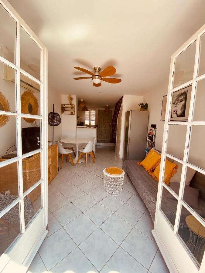 Mazet Dans Residence Avec Piscine Au Coeur Du Golfe De Saint-Tropez Cogolin Exteriör bild